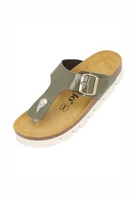 Grøn patentlæder sandal med en tåpost, justerbar guldspænde og en tan ruskindsål på en hvid gummisål med et mønster.