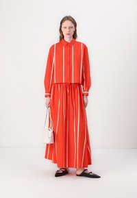 Marimekko BUKLEE PUHVELI  - A-vonalú szoknya - red