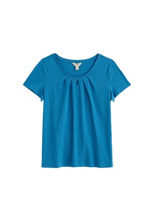 Blauw damesoverhemd met korte mouwen, ronde halslijn, geplooide voorkant en een kleine uitsparing onder de halslijn.