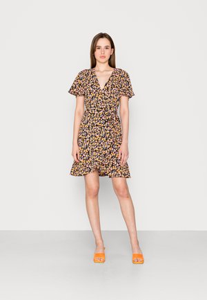 JDYNOLIA SS WRAP DRESS - Vestito estivo - black/pastle