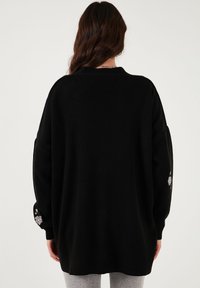 LELA Cardigan - black