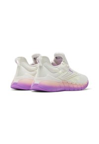 Zapatillas deportivas blancas con un upper texturizado y una suela en degradado que va de blanco a morado. Presenta tiradores en el talón.