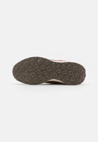 Jack Wolfskin DROMOVENTURE TEXAPORE HIGH W - Vinterstøvler - afterglow