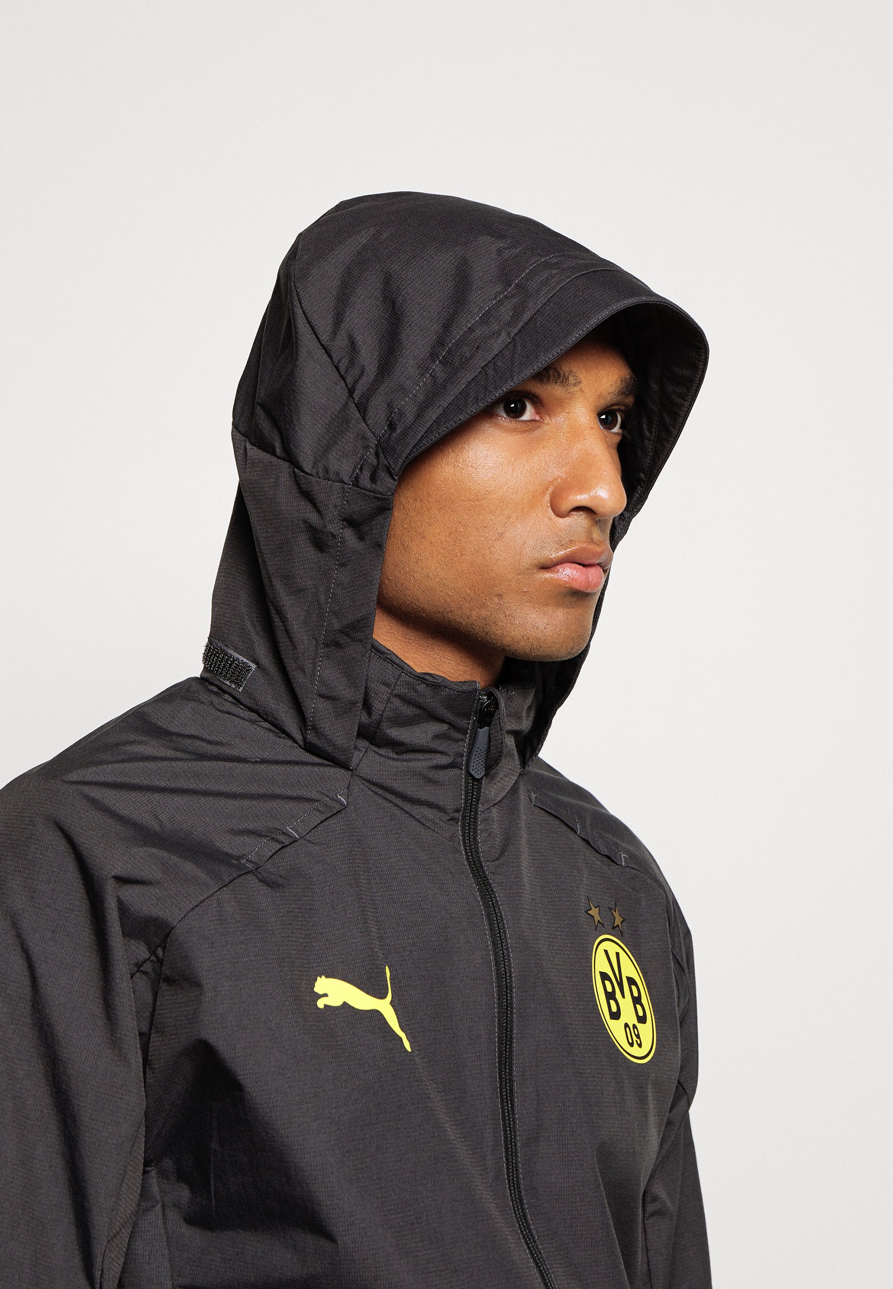 puma essential rain jacket