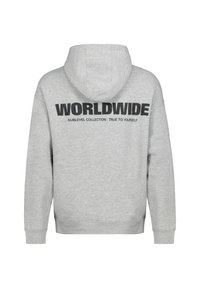Grijze hoodie met een grote zwarte tekst "WORLDWIDE" op de achterkant, met aanvullende tekst en geribde manchetten bij de mouwen.
