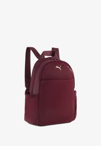 Sélectionné, ruby shimmer-metallic gold logo