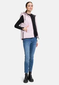 Amber & June Vest - viola