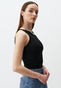 Jimmy Key SLIM FIT HALTER NECK BASIC - Top - black