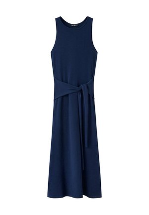 Vestido midi azul marino sin mangas con escote redondo y cinturón de tela a juego atado en la cintura.