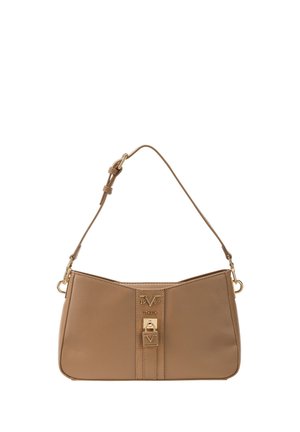 Schoudertas van leer in tan met verstelbare riem, sluiting in goudkleur en het logo "1969 V Italia" gegraveerd op het middelste voorpaneel.