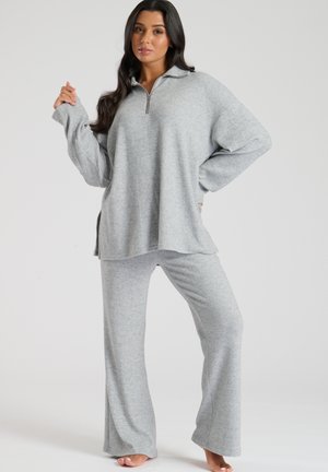 SOFT 1/4 ZIP TOP AND WIDE LEG SET - Nattplagg set - grey