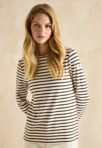 Tom Joule REGULAR FIT - HARBOUR BOAT NECK BRETON - Langarmshirt - brown cream