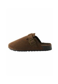 Next BORG LINED CLOSED TOE REGULAR FIT - Tagant lahtised kingad - brown