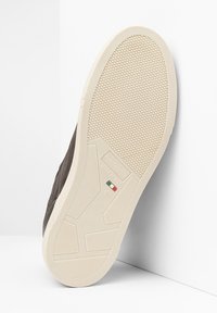 NeroGiardini Sneakers basse - carbone