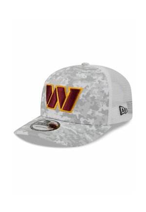 9SEVENTRY TRUCKER  - SALUTE WASHINGTON COMMANDERS - Cap - snow camo