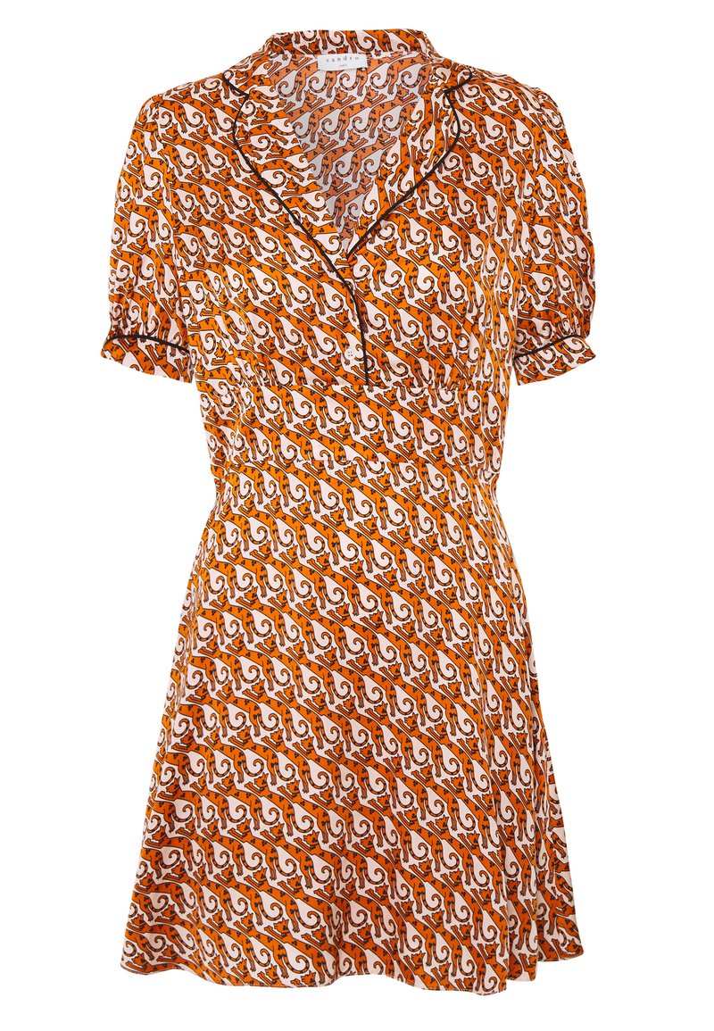 Sandro Freizeitkleid Nude Braun Zalando De 