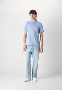 BOSS Polokošeľa - open blue