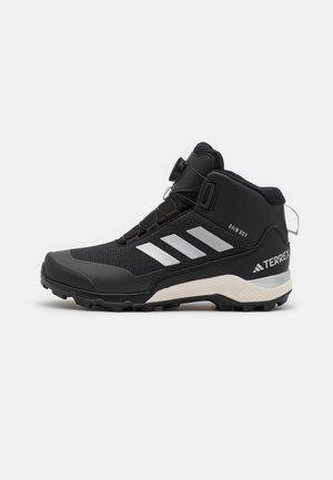 TERREX BOA UNISEX - Trekingové boty - core black/silver metallic