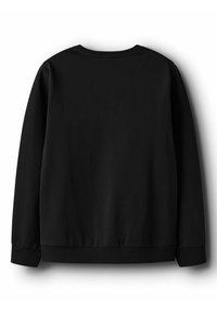 Sudadera negra de cuello redondo vista desde la parte de atrás, con mangas largas, puños acanalados y dobladillo acanalado sobre un fondo blanco.