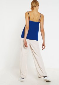 Dorothy Perkins Linne - dark blue