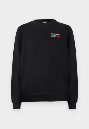 Sweatshirt noir en mélange de coton, avec un col rond, des poignets côtelés et un petit logo "New Balance" rouge et blanc sur la poitrine.