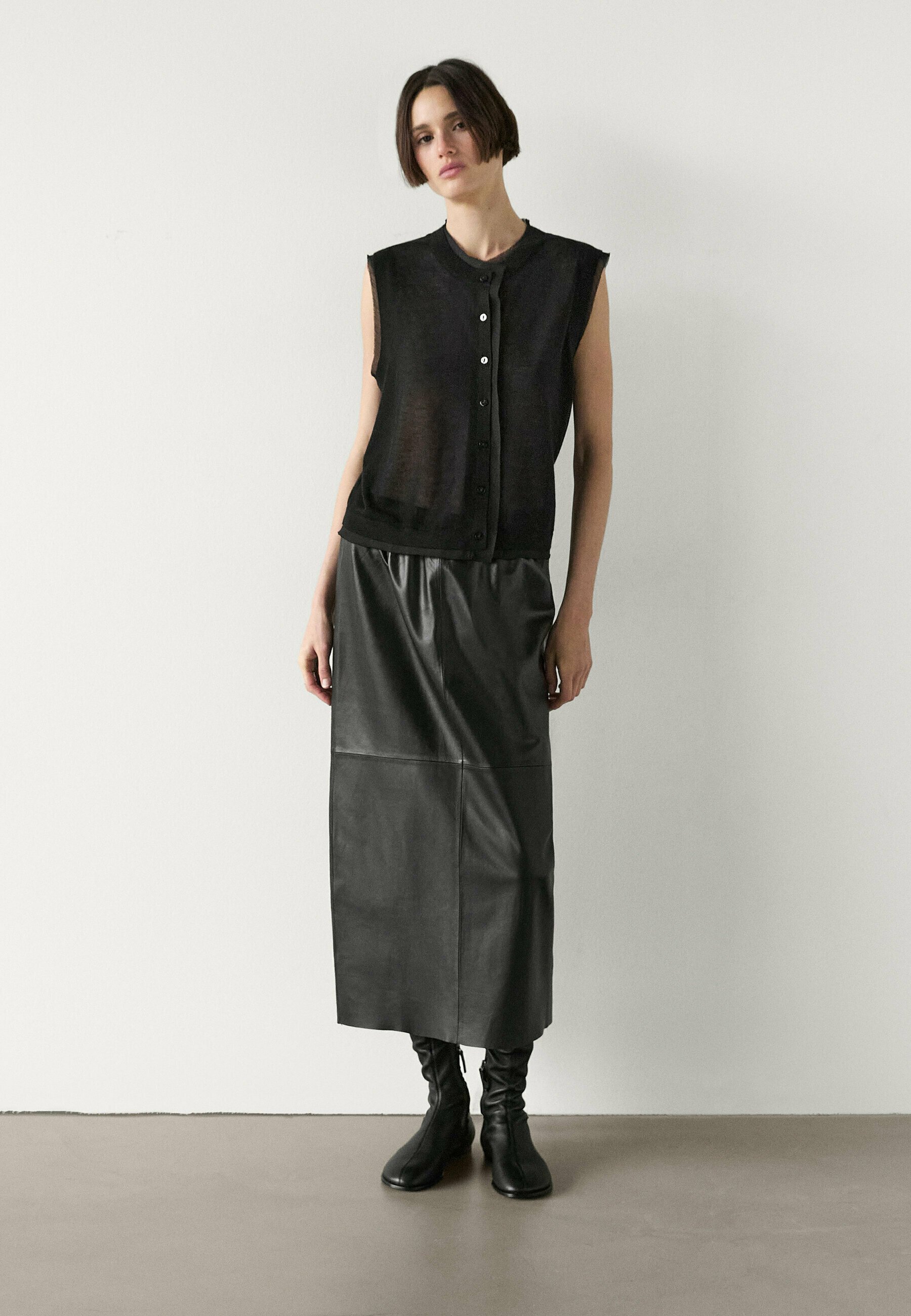 Massimo Dutti Waistcoat - black - Zalando.co.uk