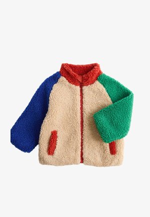 Fleecejack met crèmekleurig lijf, blauwe linker mouw, groene rechter mouw en rode kraag, ritssluiting en zakafwerking.