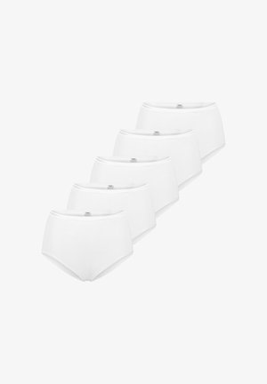 Fünf schlichte weiße Damen-Slips mit hoher Taille, angeordnet in einer absteigenden diagonalen Reihe auf weißem Hintergrund.