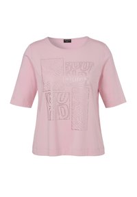 Roze T-shirt met korte mouwen met een textuurdesign en meerdere vierkanten, reliëfpatronen en zilveren details. Glad katoenen materiaal.