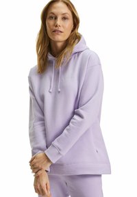 Paarse pullover hoodie gemaakt van zachte stof; heeft een capuchon, koord en geribbelde manchetten; losse pasvorm met een zijnaaddetail.