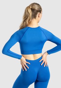 Smilodox CROP LONGSLEEVE MAYSA - Långärmad tröja - blau