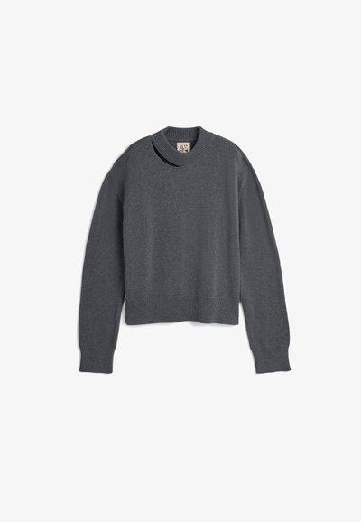 Maglione grigio corto con colletto e polsini a costine, dotato di maniche lunghe e una texture liscia e morbida. Senza motivi o decorazioni.