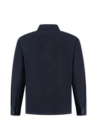 Nachtblau flanellen overhemd, lange mouwen, knoopmanchetten, spread collar, verticale ribtekstuur, effen achterkant zonder zakken of versieringen.