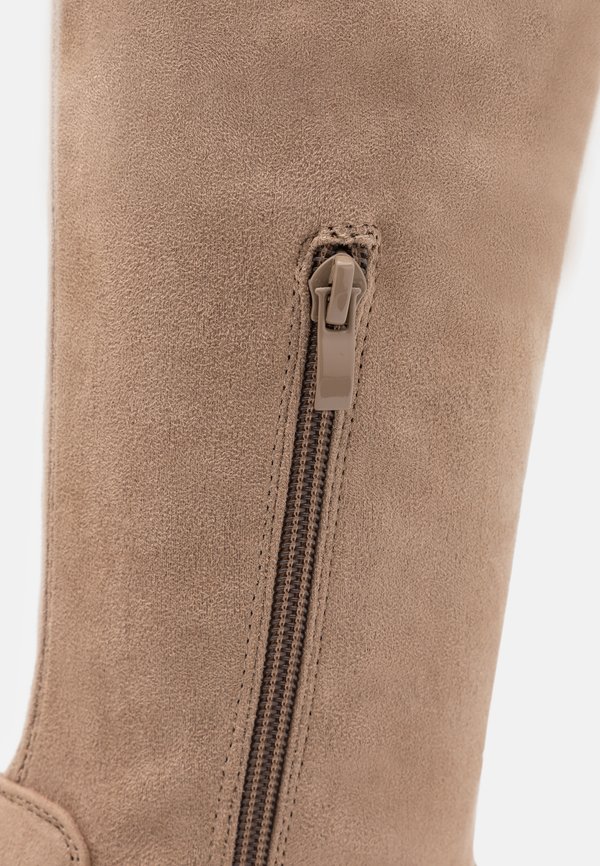Over-the-knee boots - mottled beige4