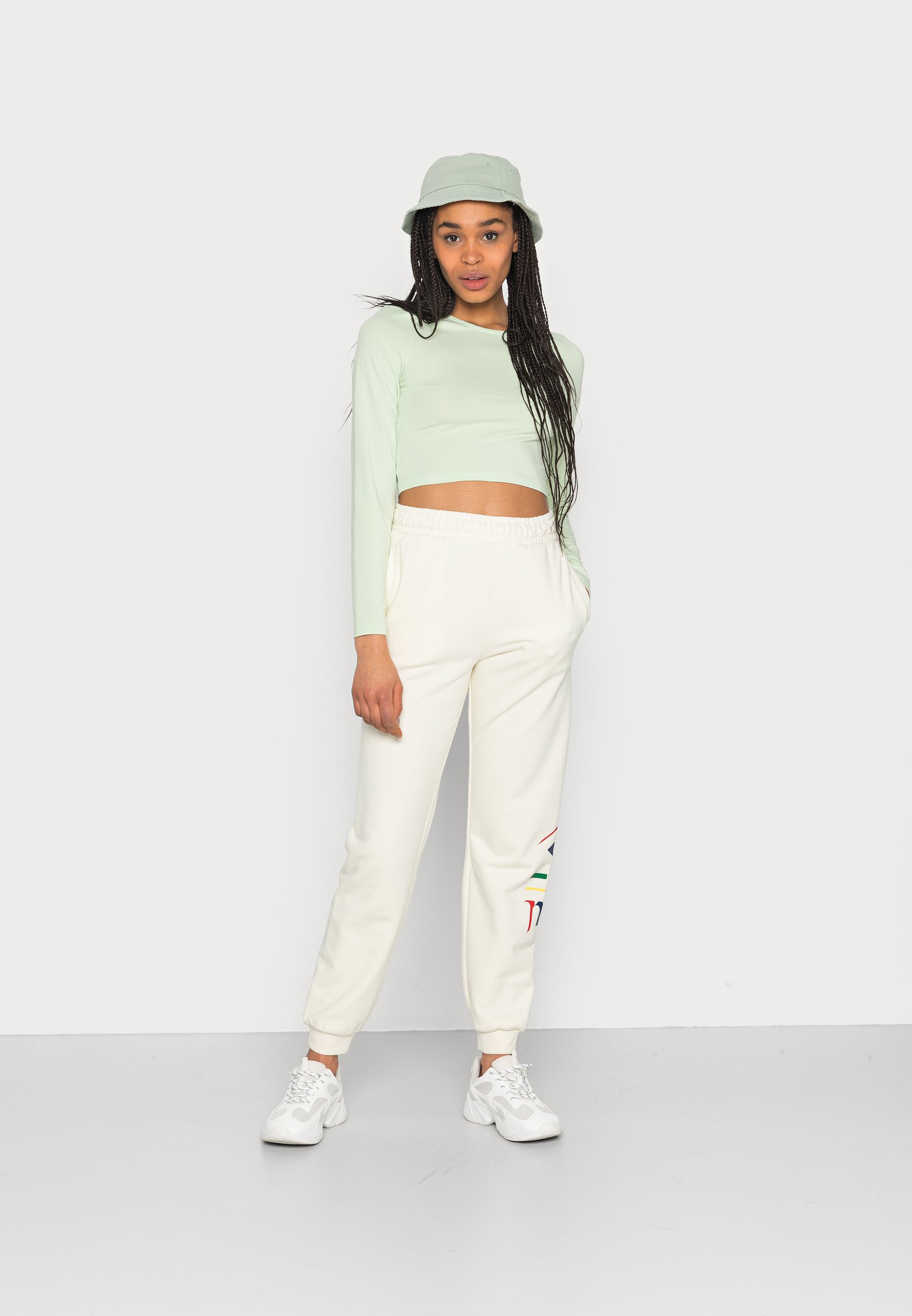 Fila sweatsuit womens white Clearance