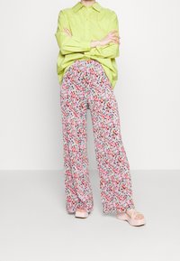 Even&Odd Petite Bukser - multi-coloured