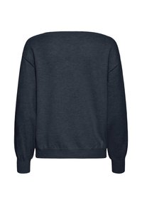 Sötét tengerészkék, hosszú ujjú pulóver széles nyakkivágással, bordás mandzsettával és szegéllyel, hátulról látható, fehér háttér előtt.