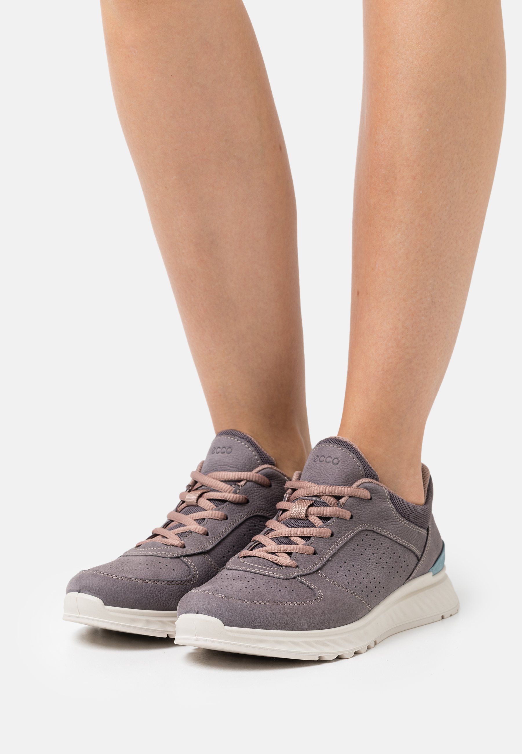 ecco exostride w