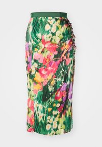 Kynähame - deep moss