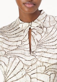 Bruuns Bazaar ACACIA CLARENAS DRESS - Nappali ruha - mosaic print