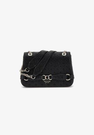 Borsa nera testurizzata con motivo in rilievo, hardware in argento, tracolla regolabile e dettaglio centrale con logo. Presenta un accento a catena.