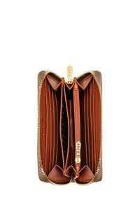 Hnědá kožená peněženka se zlatým zipem, více sloty na karty a zipovou přihrádkou. Interiér zdobí puntíkovaný motiv.