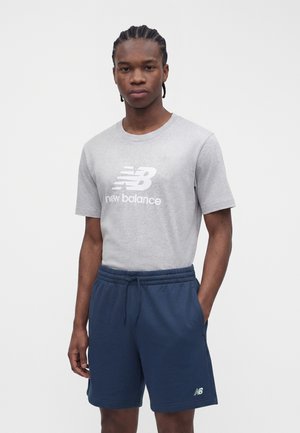 New Balance Short FRENCH TERRY SHORT — foto 4
