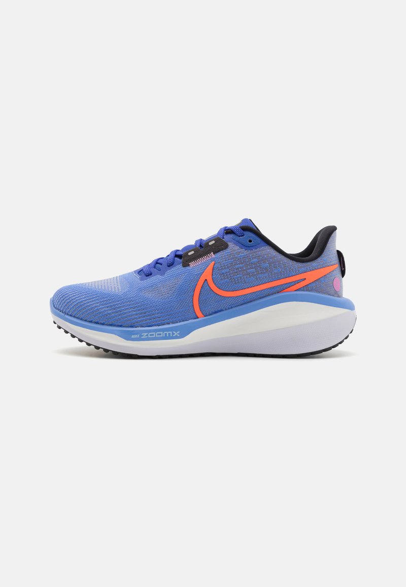 Nike Performance VOMERO 17 - Utcai futócipők - royal pulse/hyper crimson/astronomy blue/black/white/beyond pink
