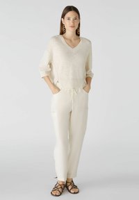 Oui Strickpullover - light stone