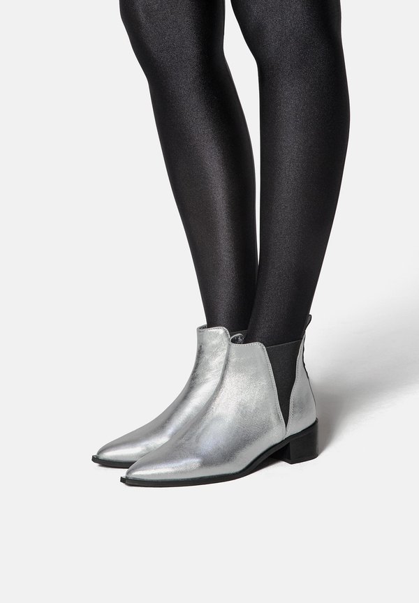 NORTHERN STAR - Stiefelette