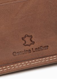 Ombre Monedero - light brown