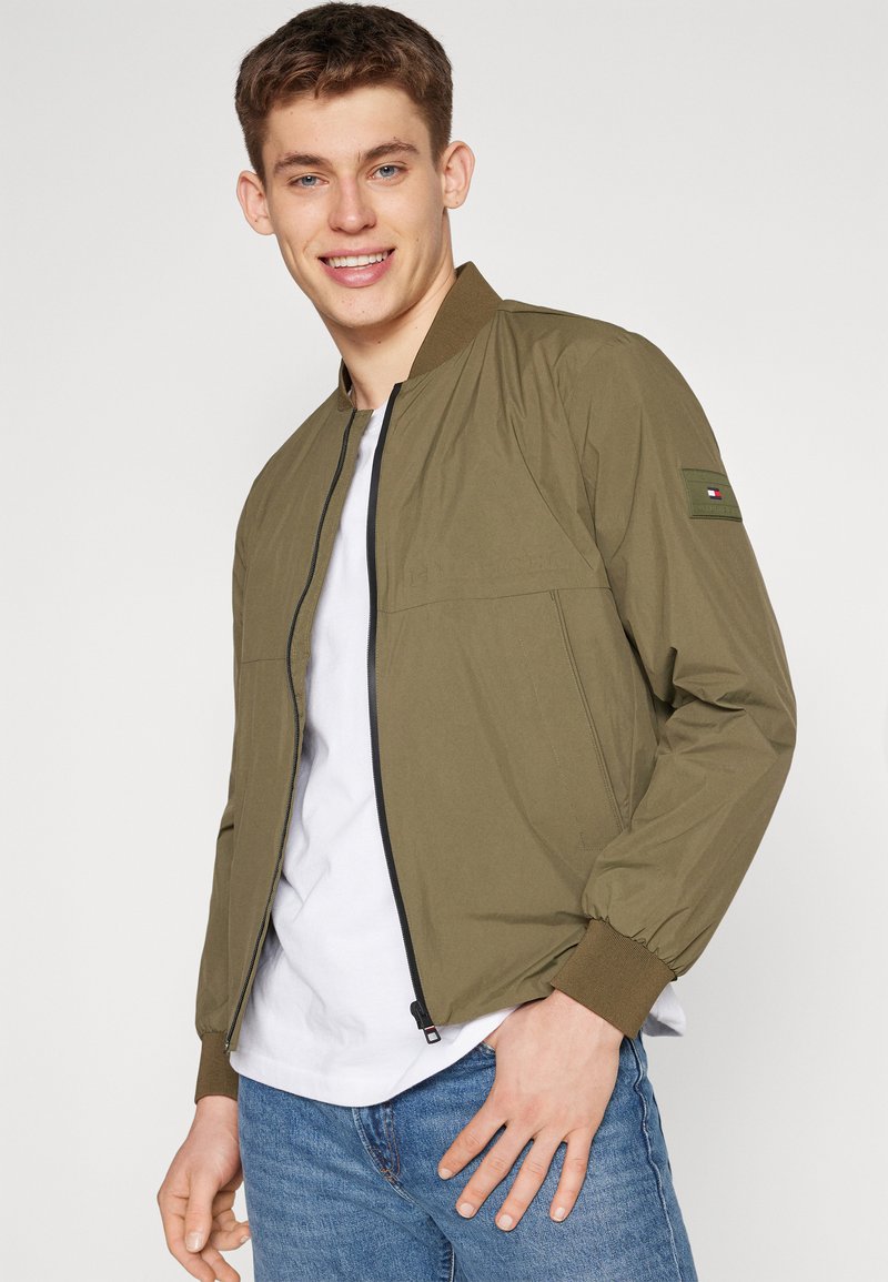 Tommy Hilfiger PORTLAND - Bomberjacke - army green/oliv - Zalando.de 