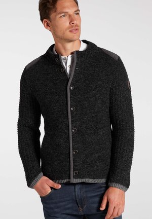 Donkergrijze gebreide cardigan met een gestructureerde stof, contrasterende grijze accenten, twee knopen en een hoge kraag.