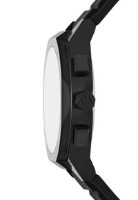 Svart klocka med hexagonal boett, texturerad yta, vit urtavla och två sidoknappar. Remmen är också svart och har en elegant design.